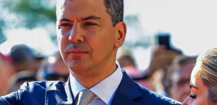 Santiago Peña: “A mudança climática é real”, mas medidas não devem “travar nosso desenvolvimento”