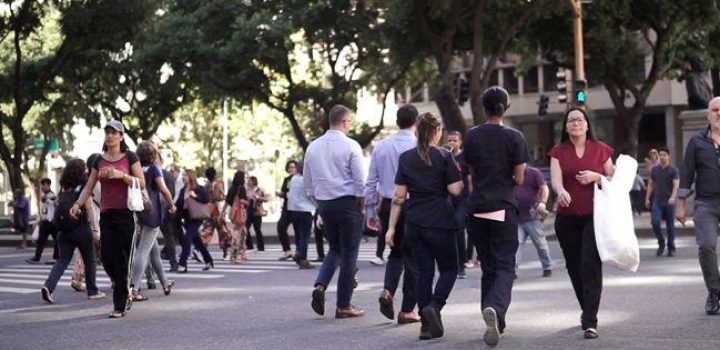 Desocupação cai em oito unidades da federação no segundo trimestre