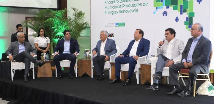 Setur-BA participa de evento sobre energia verde e de homenagem aos guias de turismo