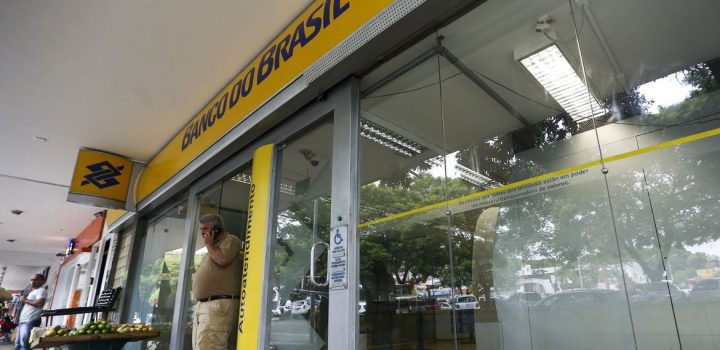 Agências bancárias fecham nesta quinta e voltam a funcionar na sexta