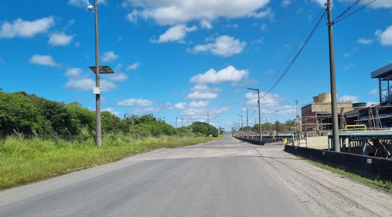 Você está visualizando atualmente Vias do Polo Industrial de Camaçari (PIC) passarão por restauração em mais de 40 km de extensão