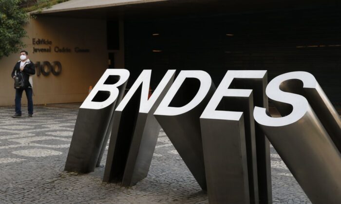 Você está visualizando atualmente BNDES lança programa para renegociar dívidas de operações contratadas por MPMEs via bancos parceiros