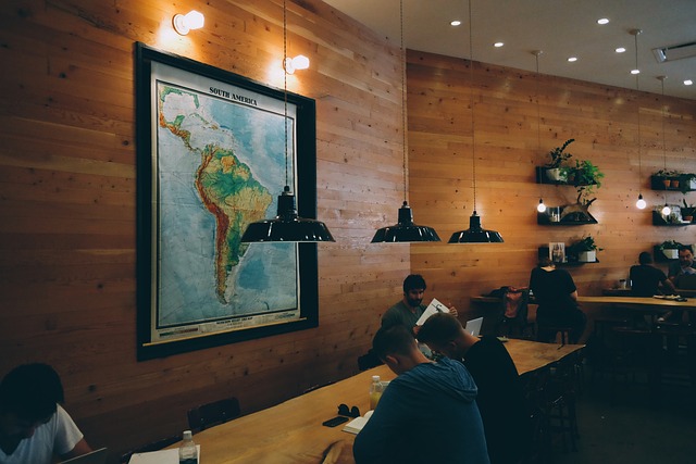 Você está visualizando atualmente Coworkings ganham força nas empresas por eficiência operacional