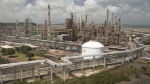 Leia mais sobre o artigo Petrobras anuncia negociação com Mubadala