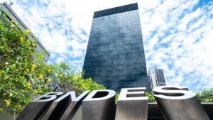 Leia mais sobre o artigo Sustentabilidade: BNDES capta R$ 8,5 bilhões no Banco dos Brics