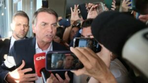 Leia mais sobre o artigo Passaporte de Bolsonaro é entregue às autoridades