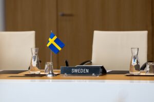 Leia mais sobre o artigo Suécia entra formalmente na OTAN