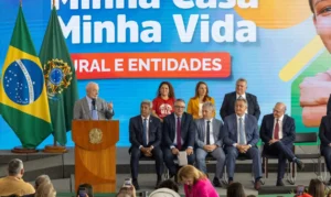 Leia mais sobre o artigo Governo anuncia 112 mil casas