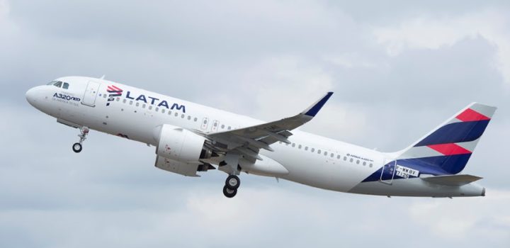 LATAM lidera aviação brasileira com 40% de participação