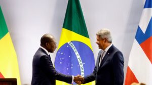 Leia mais sobre o artigo Negócios: governador e  presidente do Benin se encontram 