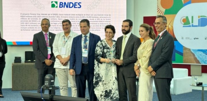 BNDES leva prêmio por restauração florestal