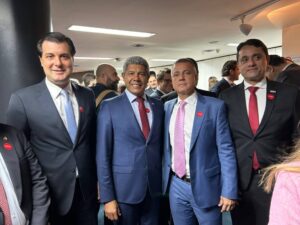 Leia mais sobre o artigo Jerônimo Rodrigues vai à posse de Procurador-geral em Brasília