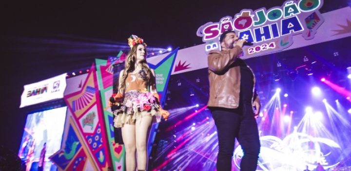 Limão com Mel encerra noite de shows no Parque de Exposições