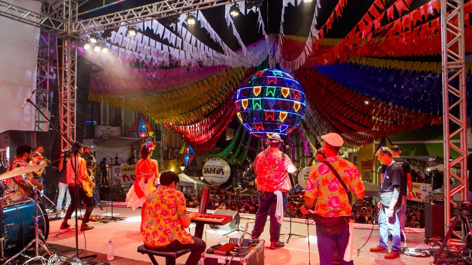 Você está visualizando atualmente Marchinhas do carnaval anima São João