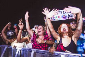 Leia mais sobre o artigo Gustavo, Bell e Tierry emocionam fãs no São João