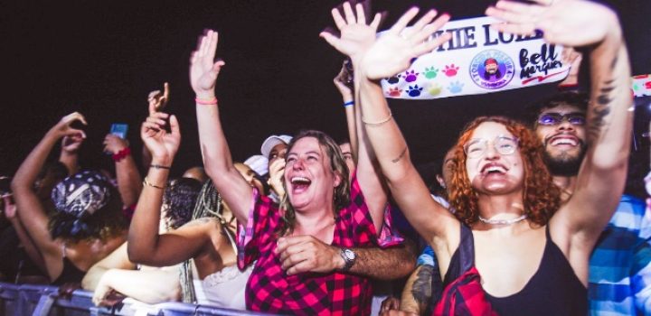 Gustavo, Bell e Tierry emocionam fãs no São João