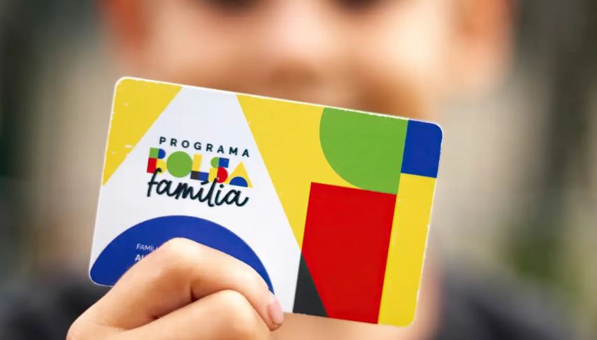 Você está visualizando atualmente Bolsa Família: Caixa paga beneficiários com NIS de final 3