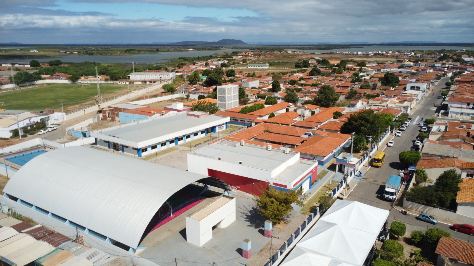 Você está visualizando atualmente Casa Nova ganha dois colégios de tempo integral