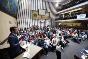 Leia mais sobre o artigo Juventude e Governo celebram políticas públicas na Alba