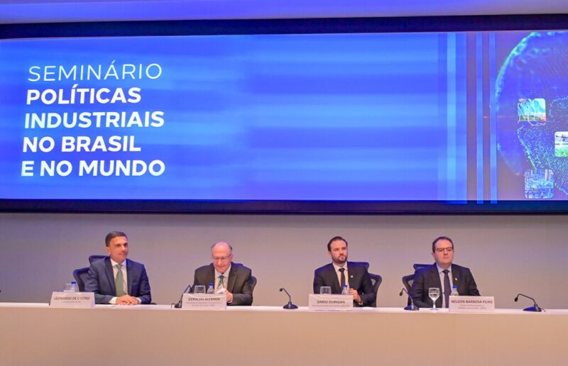 Você está visualizando atualmente Vice-presidente da CNI diz que país tem oportunidade histórica