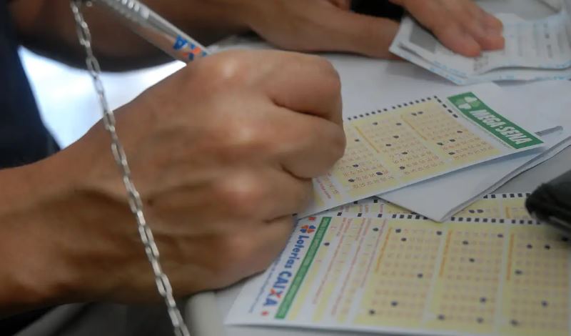 Você está visualizando atualmente Mega-Sena sorteia prêmio acumulado em R$ 50 milhões