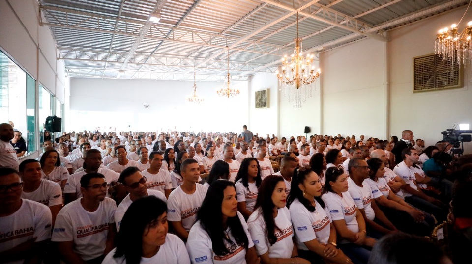 Governo certifica trabalhadores de cursos para seleção da BYD