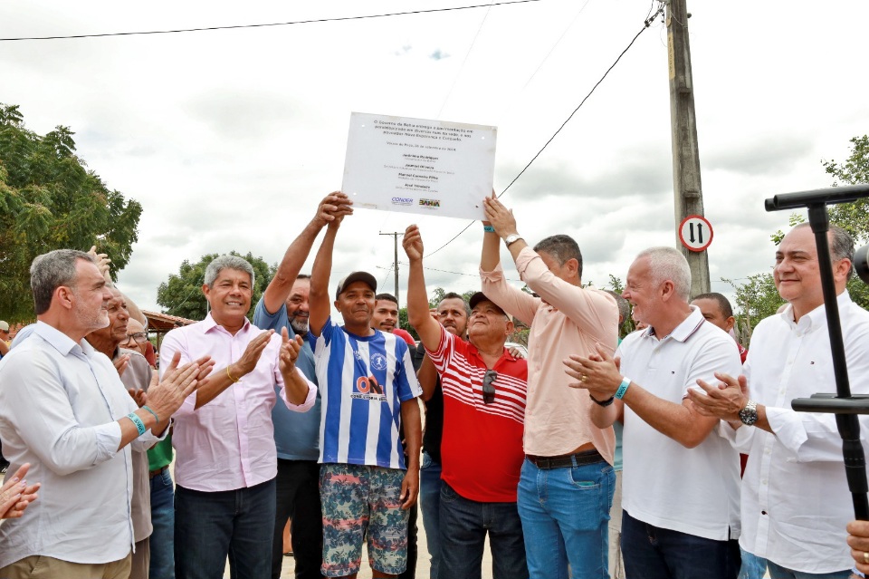 Governo faz obras de infraestrutura em  Várzea do Poço