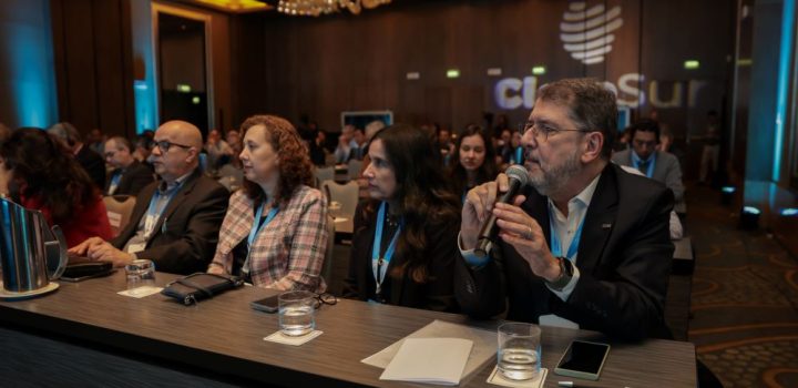 Encontro em Lima reúne líderes da indústria química para discutir transição sustentável