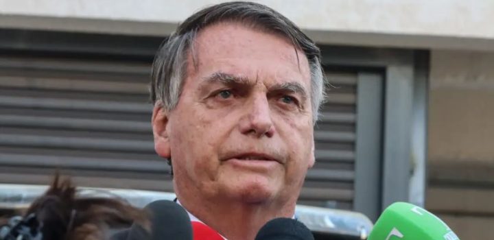 PF indicia Bolsonaro e mais 36 por tentativa de golpe de Estado