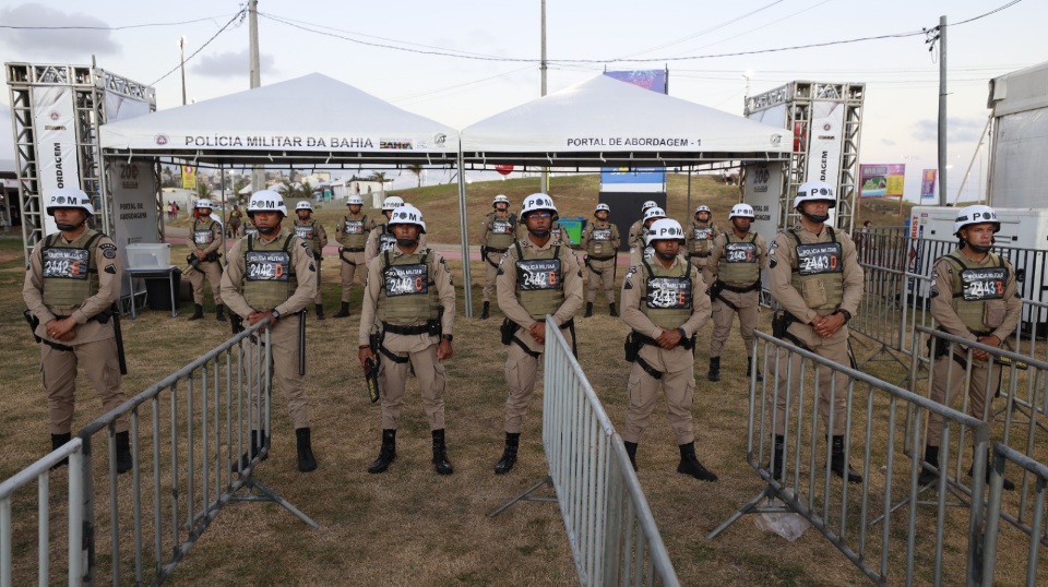 Forças de segurança reforçam os festejos de réveillon em Salvador