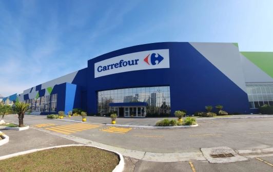 Você está visualizando atualmente Carrefour vende 11 lojas do Nacional para o grupo gaúcho Osmar Nicolini