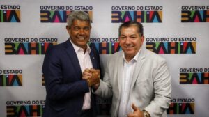 Leia mais sobre o artigo Governador recebe prefeito de Tanhaçu e fala sobre investimentos