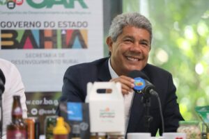 Leia mais sobre o artigo Governador participa de reunião e ressalta importância da gestão da agroindústria familiar