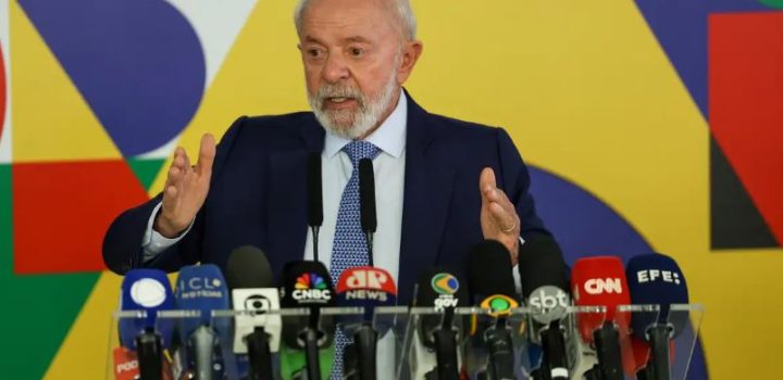 “Maior programa de crédito do país”, diz Lula sobre consignado CLT