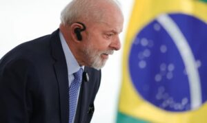 Leia mais sobre o artigo Lula veta trecho de lei que proíbe bloqueio de emendas impositivas