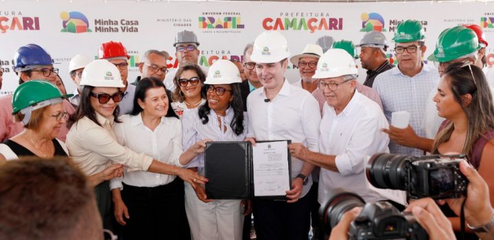 Ministro das cidades vistoria obras do Minha Casa, Minha Vida em Camaçari