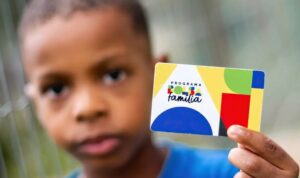 Leia mais sobre o artigo Caixa paga Bolsa Família a beneficiários com NIS de final 3
