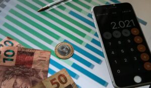 Leia mais sobre o artigo Mercado projeta inflação em 5,58% para 2025; PIB fica em 2,03%