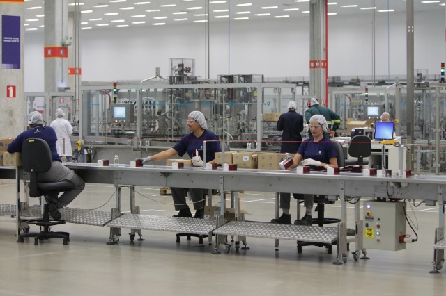 Você está visualizando atualmente Produção industrial baiana cresceu 2,0% entre dezembro de 2024