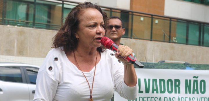 Aladilce rebate o prefeito sobre leilão de área em Pituaçu
