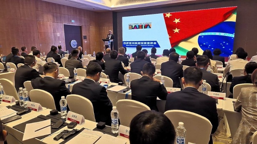 Governador se reúne com empresas chinesas fornecedoras de peças da fábrica da BYD