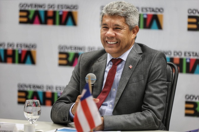 Jerônimo Rodrigues entrega equipamentos em Maiquinique nesta sexta-feira, 23