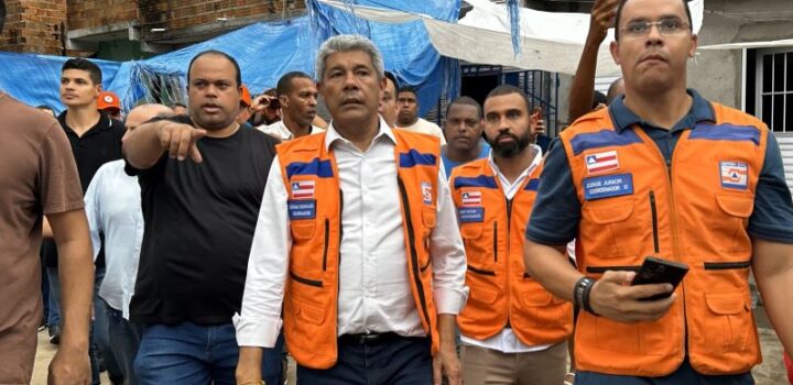 Jerônimo vistoria áreas afetadas pelas fortes chuvas em Santo Amaro