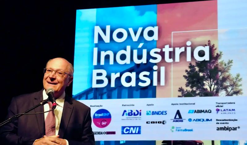 Você está visualizando atualmente Alckmin diz que Haddad terá apoio integral do governo para meta fiscal
