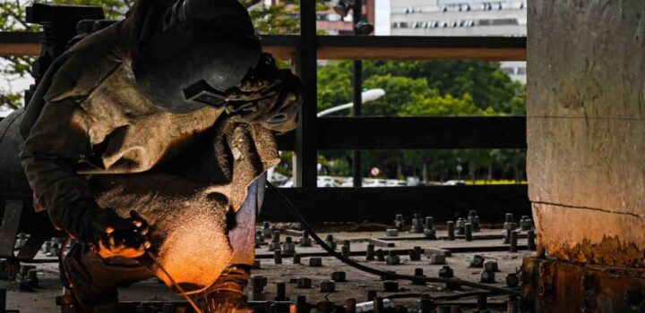 Indústria do aço acenda o alerta: é hora de fortalecer nossa competitividade do portão para fora