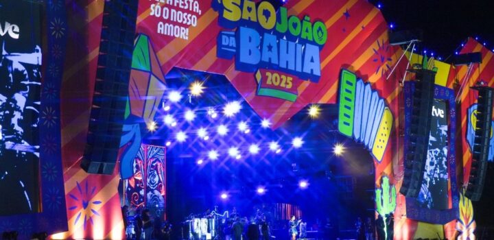 Simone Mendes leva sertanejo romântico ao Parque de Exposições, em Salvador