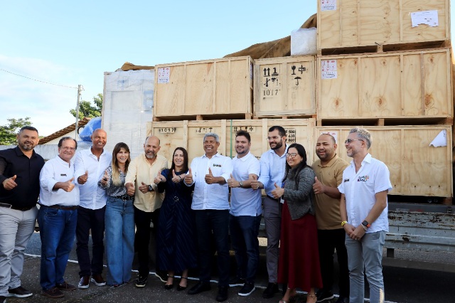 Jerônimo entrega obras de infraestrutura investimentos em Eunápolis