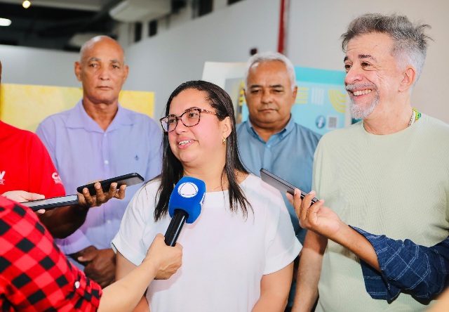 Ana Paula evita comentar investigação Overclean