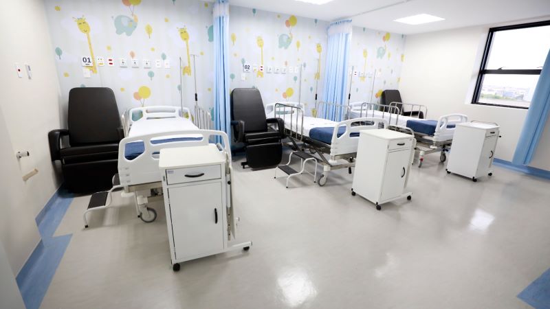 Você está visualizando atualmente Hospital Octávio Mangabeira é reaberto com investimento de R$ 70,7 milhões do governo estadual