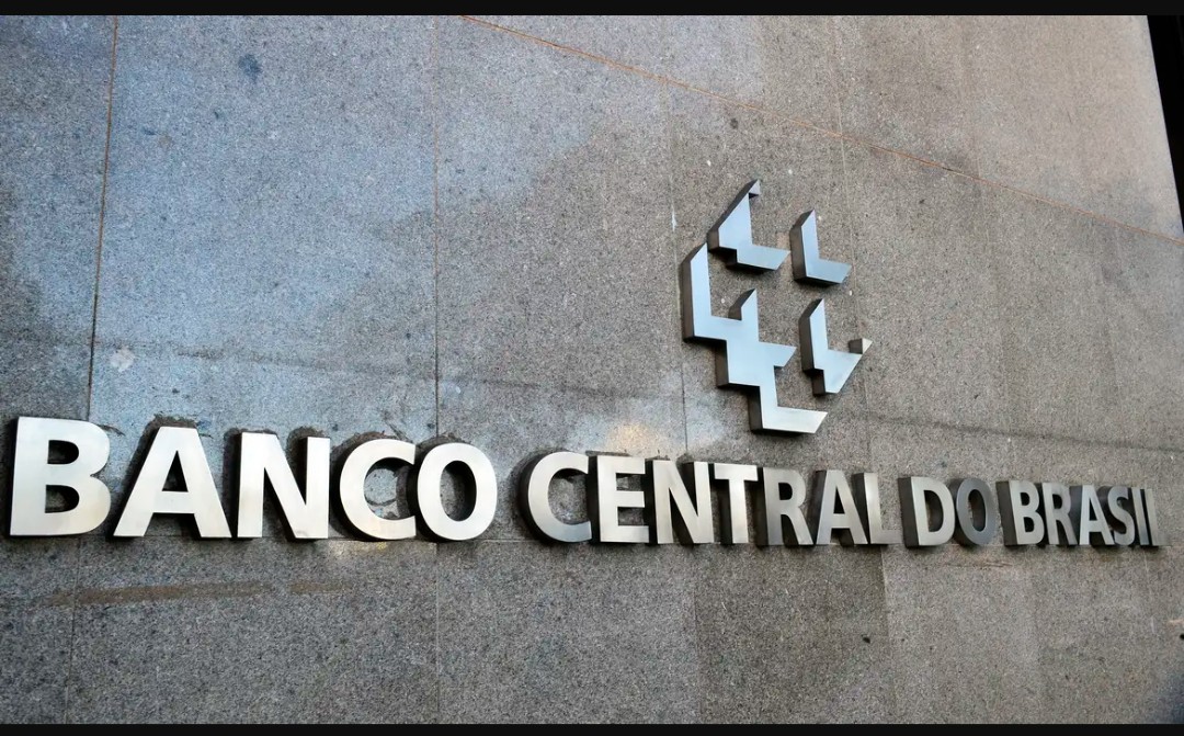 Mercado financeiro reduz previsão da inflação para 5,2%